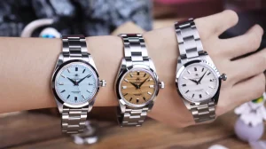 دلیل تغییر رنگ ساعت