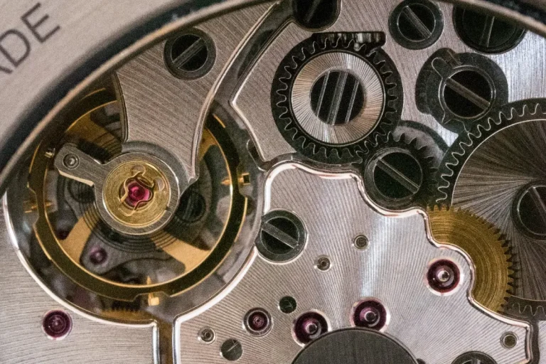 اجزای تشکیل دهنده ساعت مچی