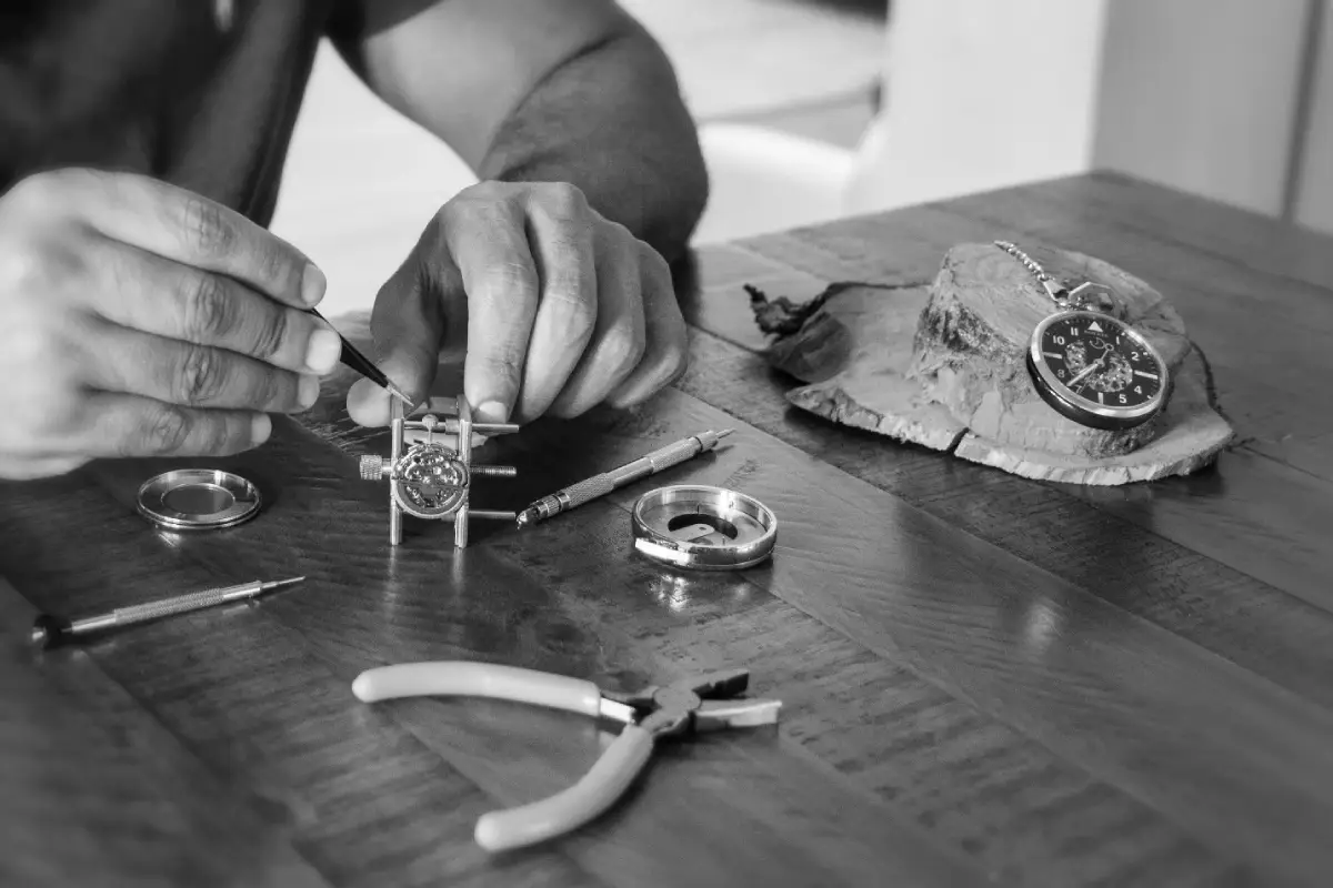 قطعات ساعت مچی