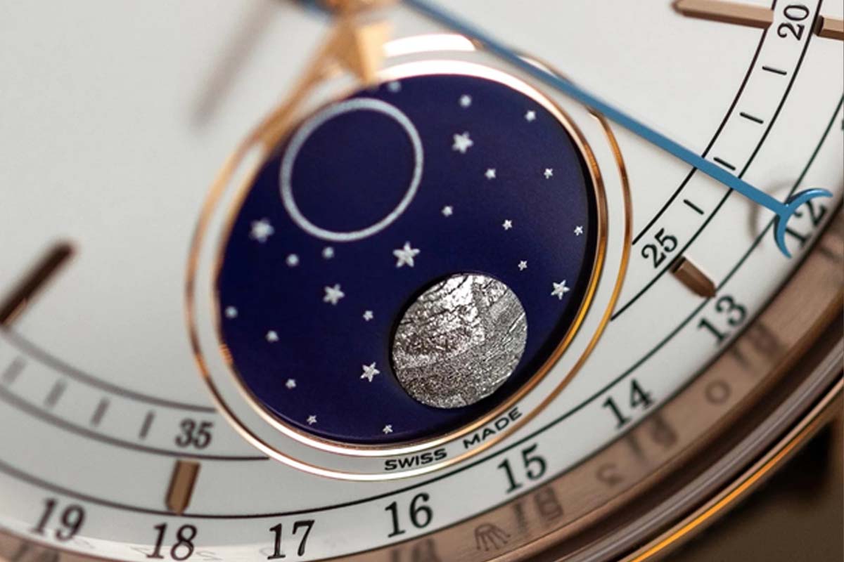 سازوکار عملکرد مون فیز در ساعت چگونه است